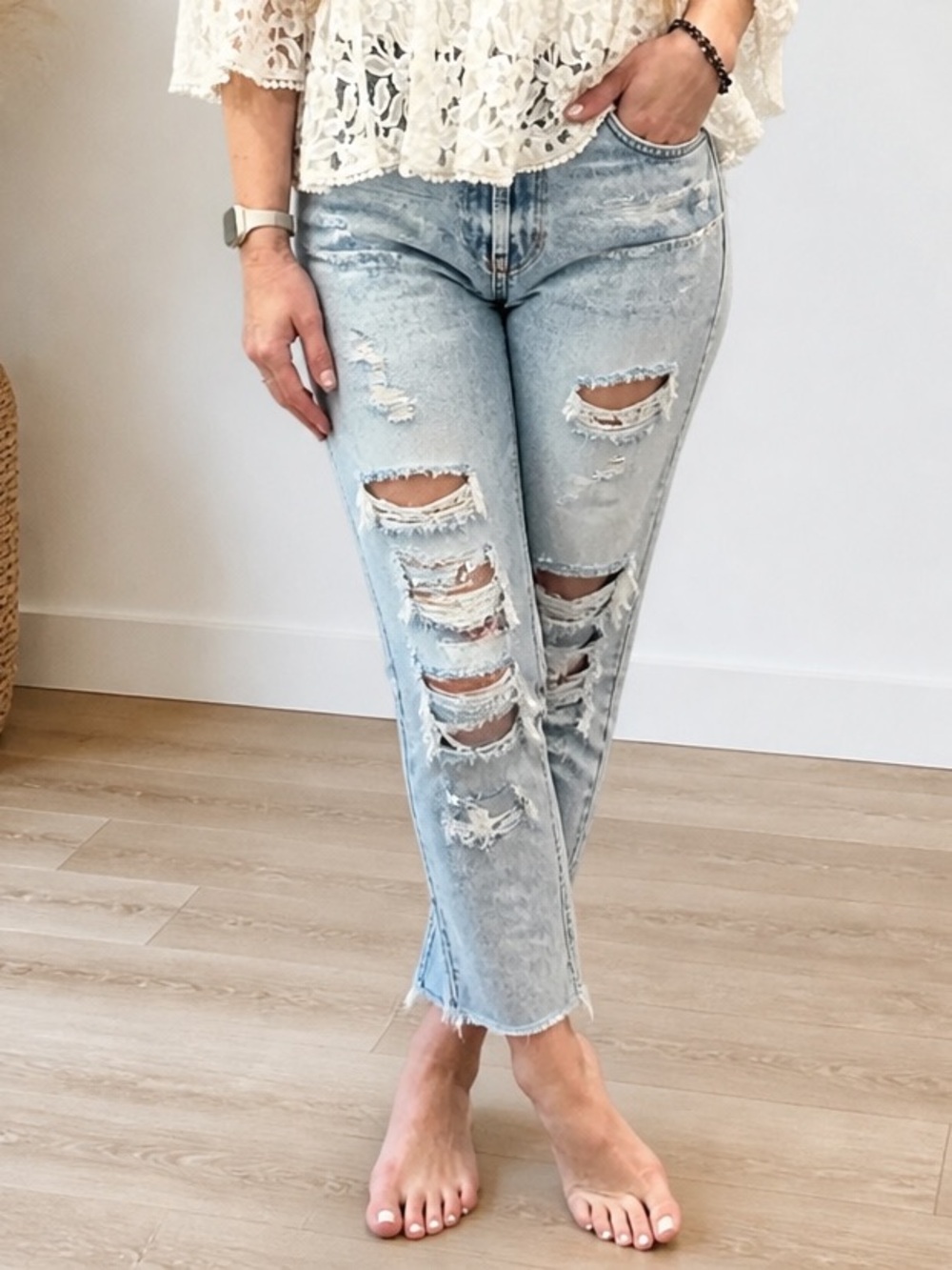 118 NWT KanCan Size 0 Jeans